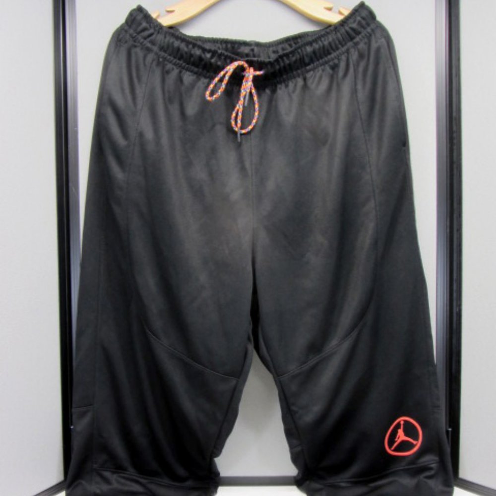 NIKE Jordan Athletic / Jogger / Track / Sweat Pants. Size XL 100% Polyester.